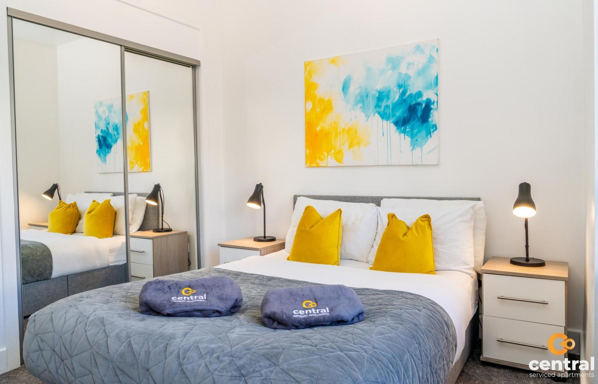 Central Serviced Apartments - 2 Bedroom - Free Street Parking - Fast Wifi - Smart Tvs In All Rooms - Ground Level - Family Neighbourhood - 3 X Double Beds - Heating 24-7 - Trade Stays - Weekly & Monthly Offers Dundee Luaran gambar
