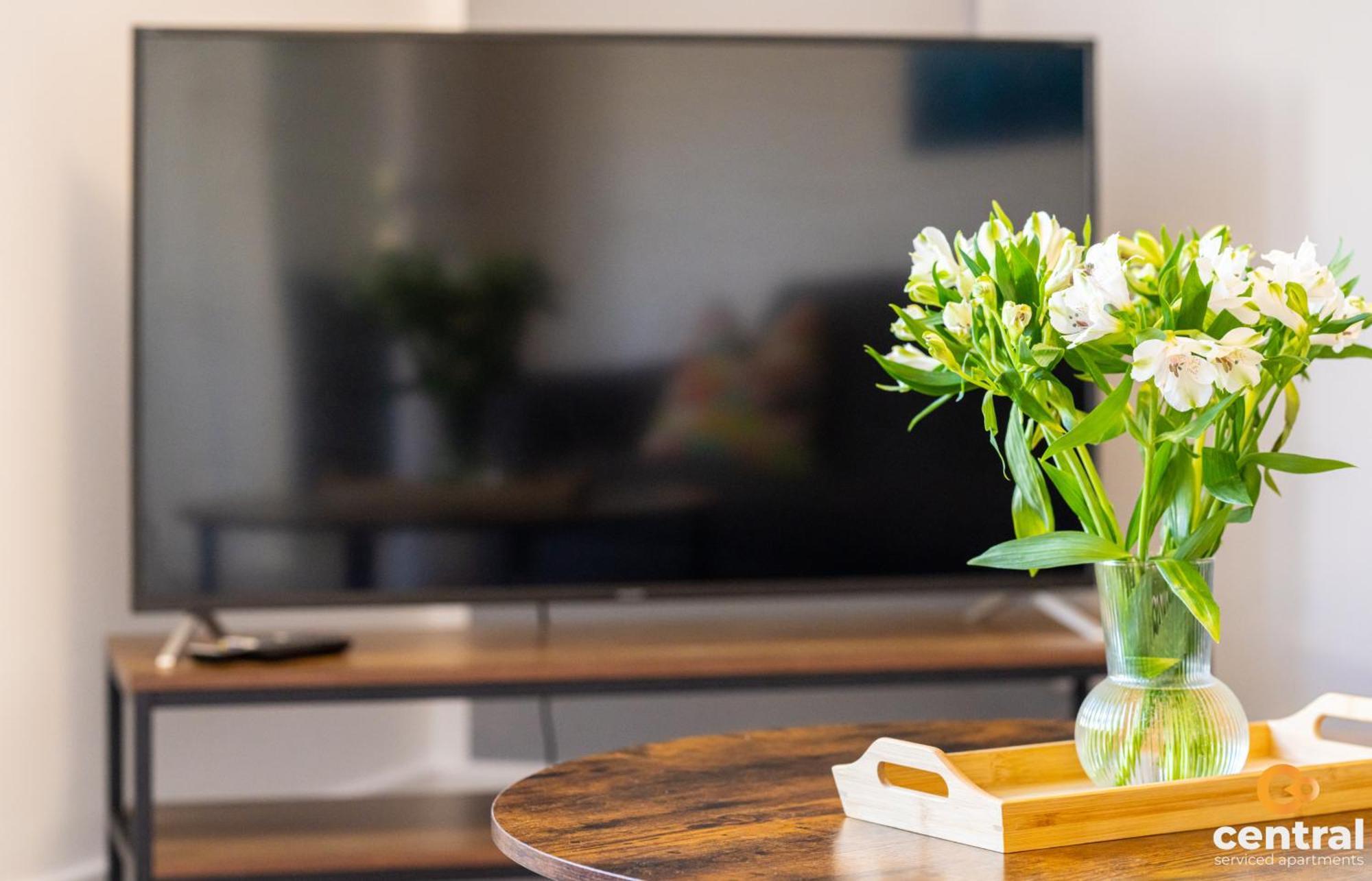 Central Serviced Apartments - 2 Bedroom - Free Street Parking - Fast Wifi - Smart Tvs In All Rooms - Ground Level - Family Neighbourhood - 3 X Double Beds - Heating 24-7 - Trade Stays - Weekly & Monthly Offers Dundee Luaran gambar