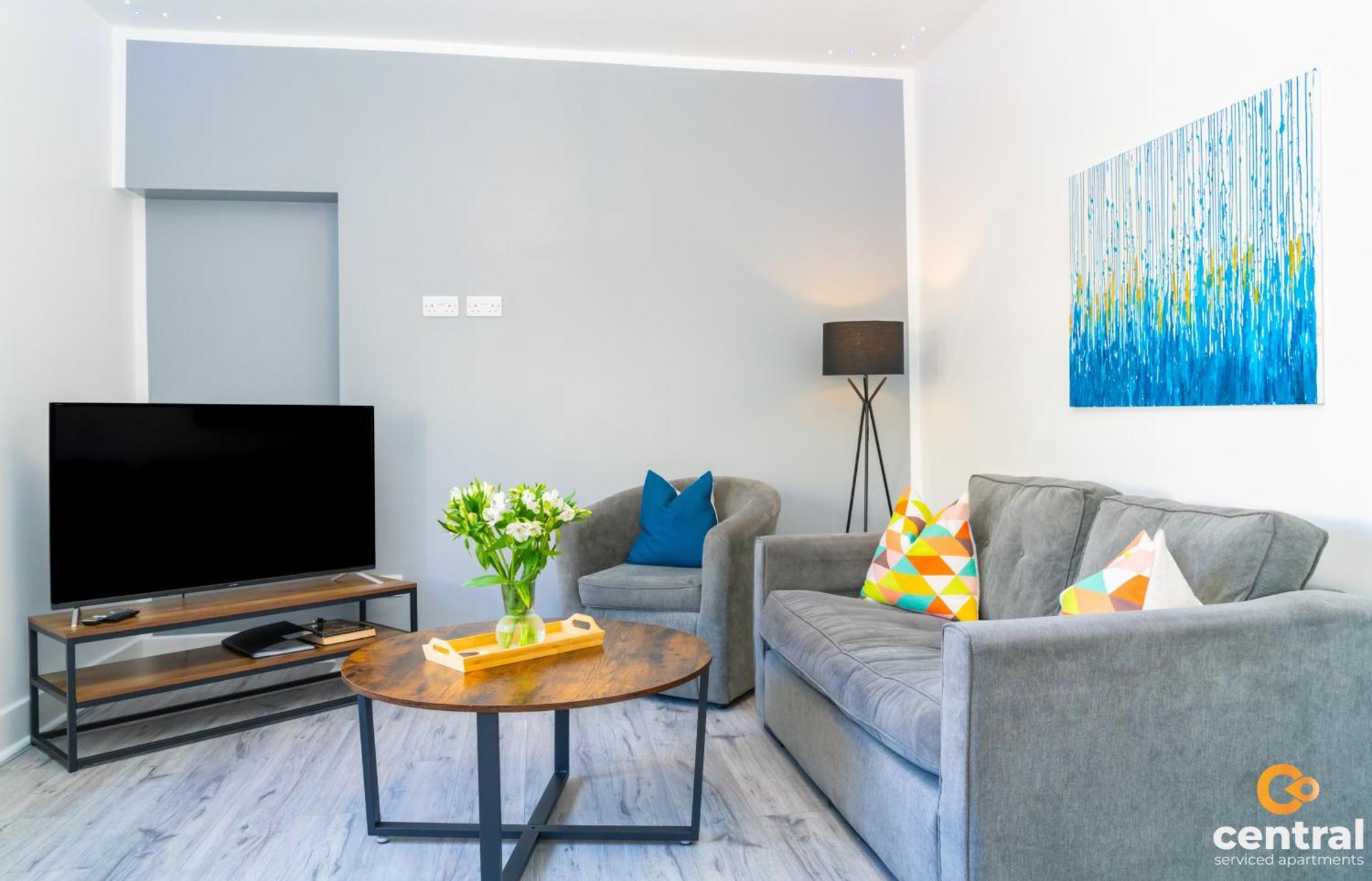 Central Serviced Apartments - 2 Bedroom - Free Street Parking - Fast Wifi - Smart Tvs In All Rooms - Ground Level - Family Neighbourhood - 3 X Double Beds - Heating 24-7 - Trade Stays - Weekly & Monthly Offers Dundee Luaran gambar