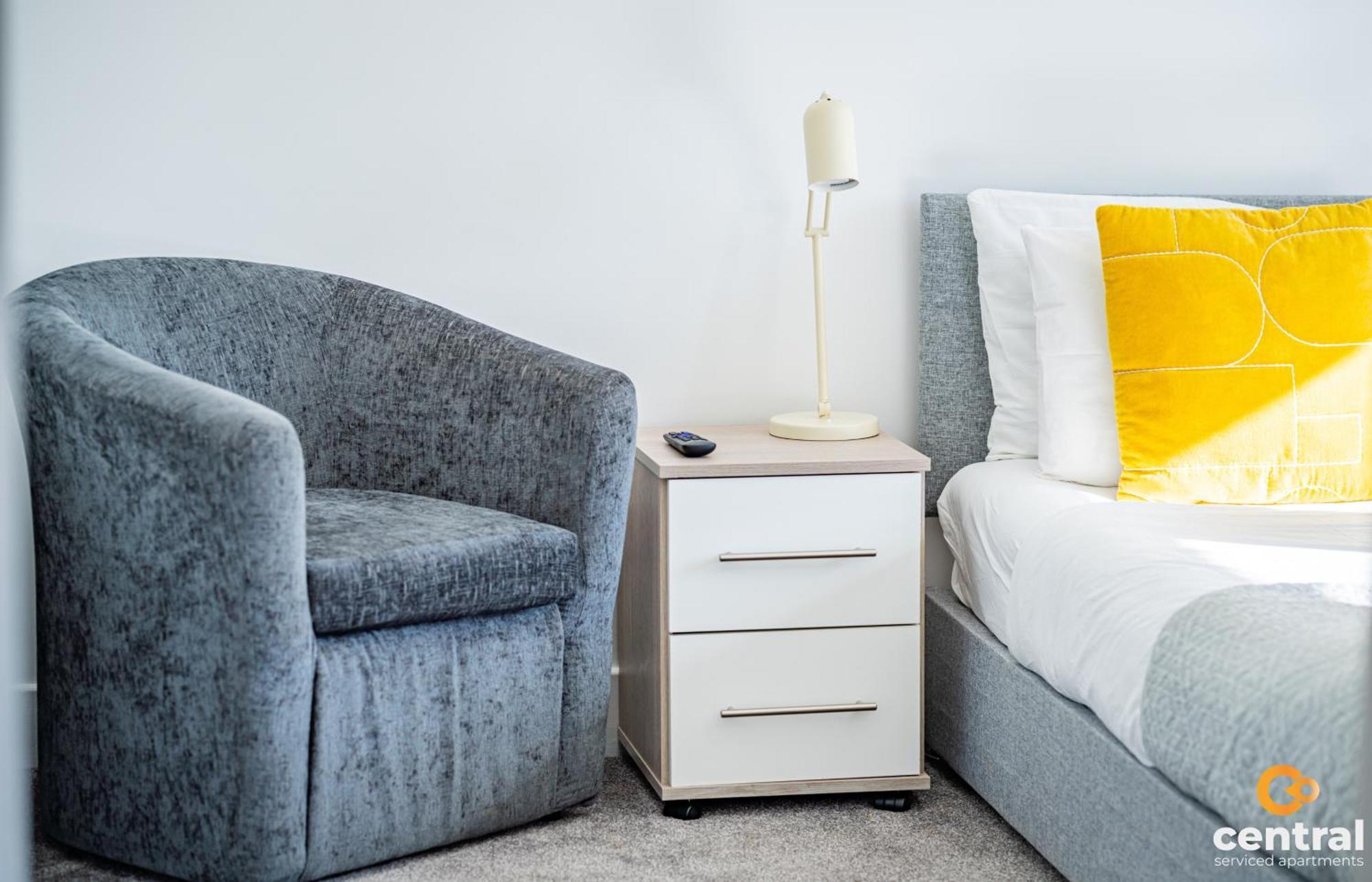 Central Serviced Apartments - 2 Bedroom - Free Street Parking - Fast Wifi - Smart Tvs In All Rooms - Ground Level - Family Neighbourhood - 3 X Double Beds - Heating 24-7 - Trade Stays - Weekly & Monthly Offers Dundee Luaran gambar
